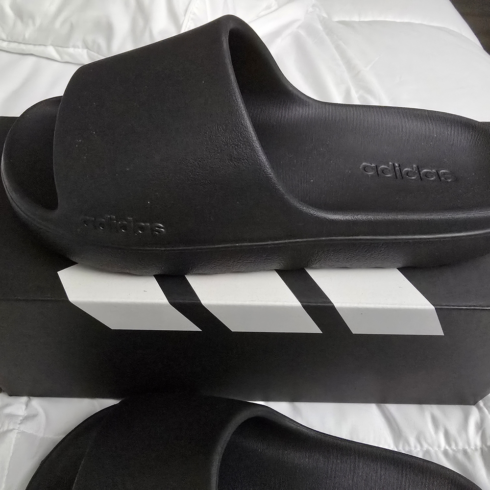 adidas Black Adilette Slide Box - JR1341